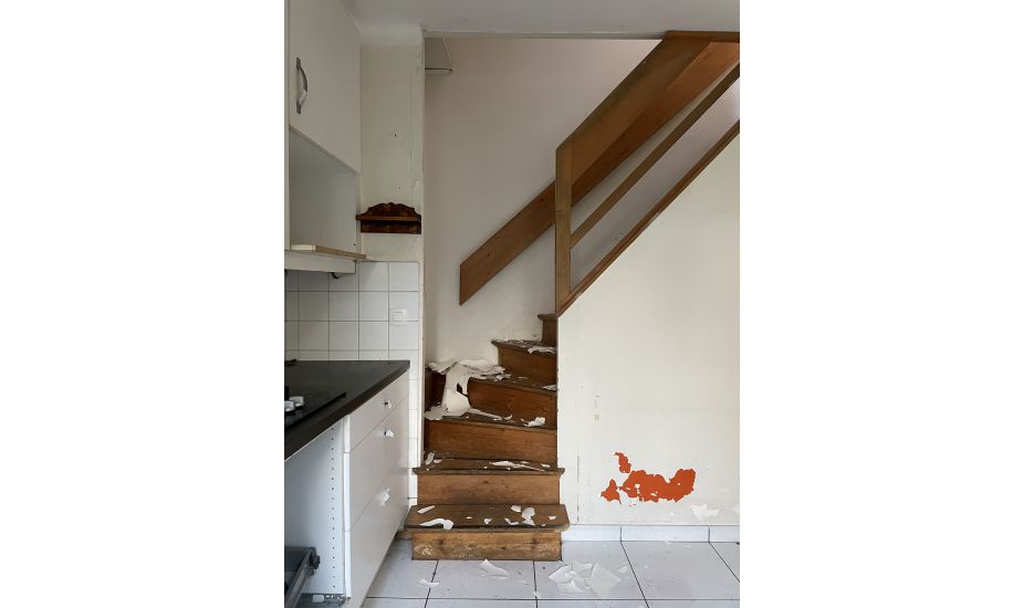 2022-12/escalier-vers-r-1-avant-