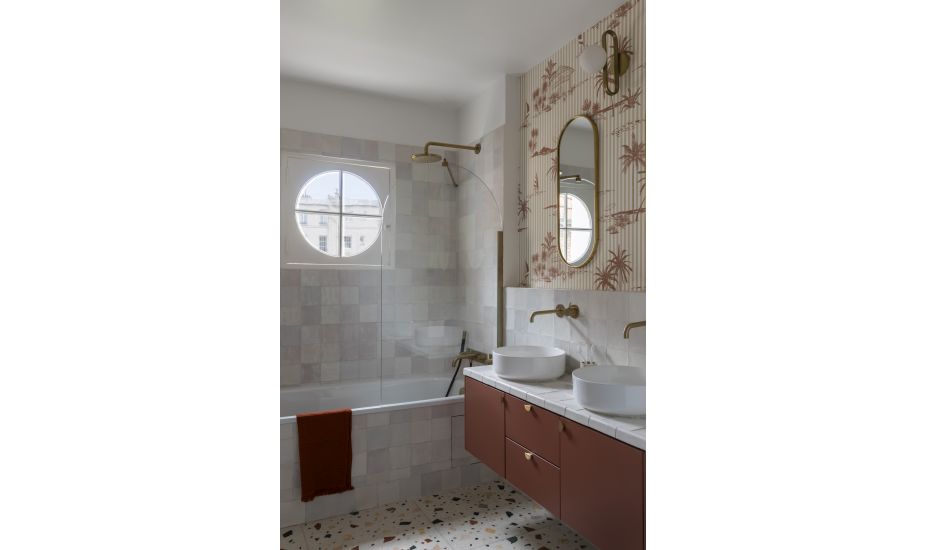 2025-12/plg-ch-sevres-02-4824