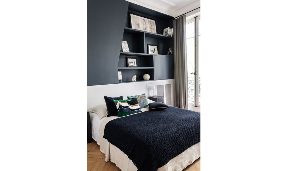 2025-09/suite-parentale-paris-amenagement-sur-mesure-bibliotheque