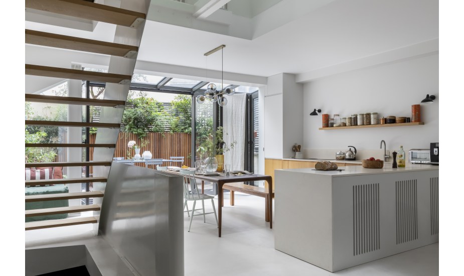 2026-04/plg-camille-hermand-montmartre-5936