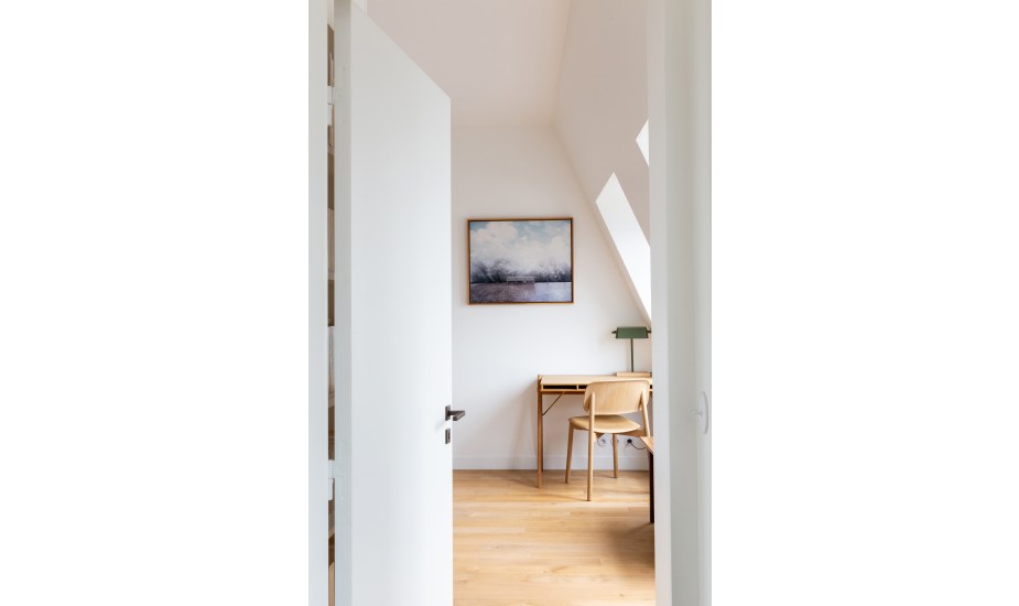 2026-07/bureau-duplex-renove-paris