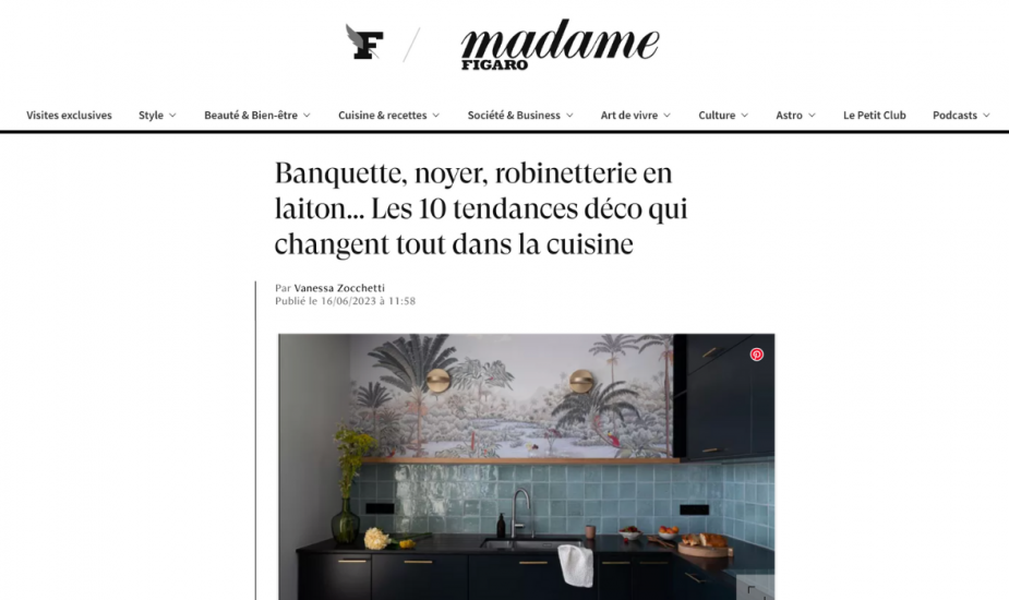 Madame Figaro : banquette, noyer, robinetterie en laiton